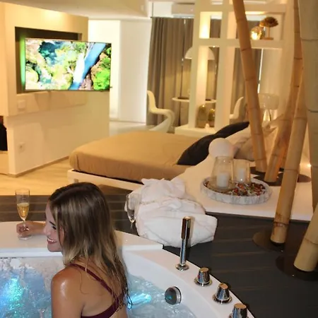 3 Luxury Bisceglie