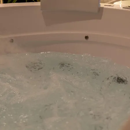 3 Luxury Couette-café 4*