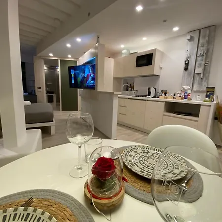 Home3 Bed 4*