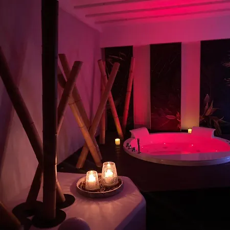 Alojamento de Acomodação e Pequeno-almoço Home3 Bed 4*