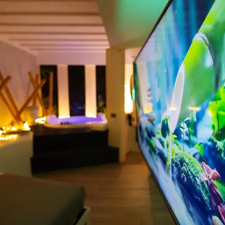 Home3 Bed Luxury Suite&relax Bed & Breakfast